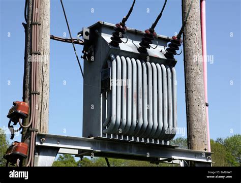 electric boxes on poles transformers|3 phase pole mounted Transformers.